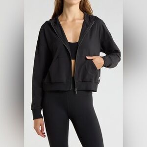 Vuori Women's Halo Modern Zip Hoodie